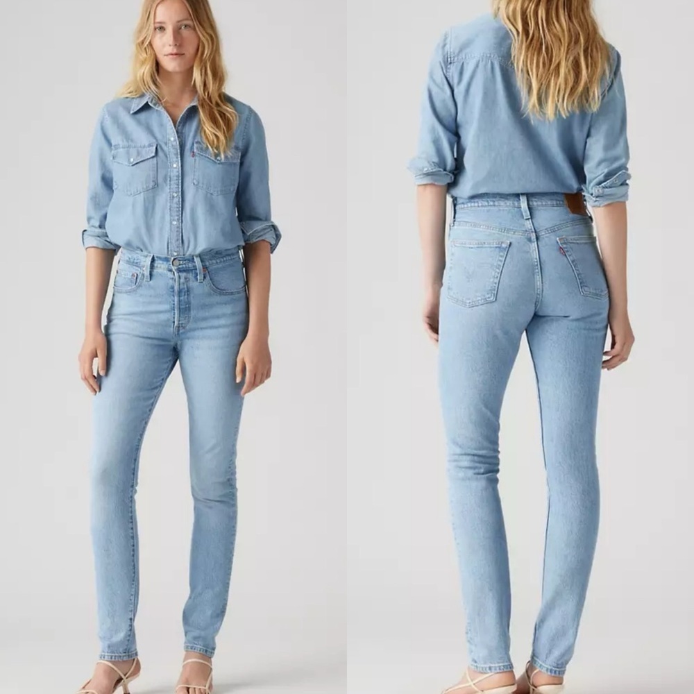 Levi's Light Blue High-Rise Skinny Jeans